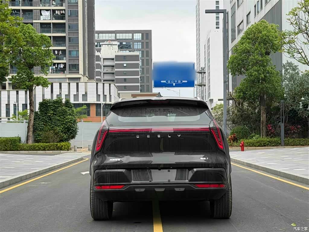 Geely Boyue, 2026 24