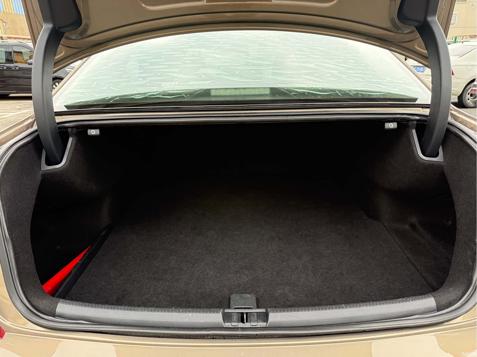 Volkswagen Passat, 2018 23