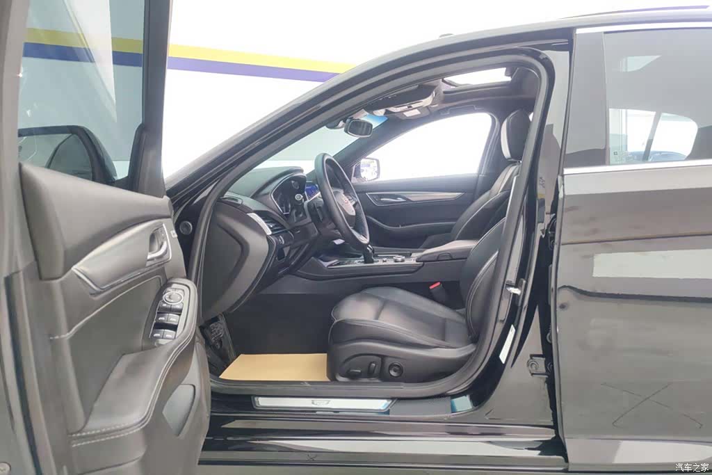 Cadillac CT5, 2023 9