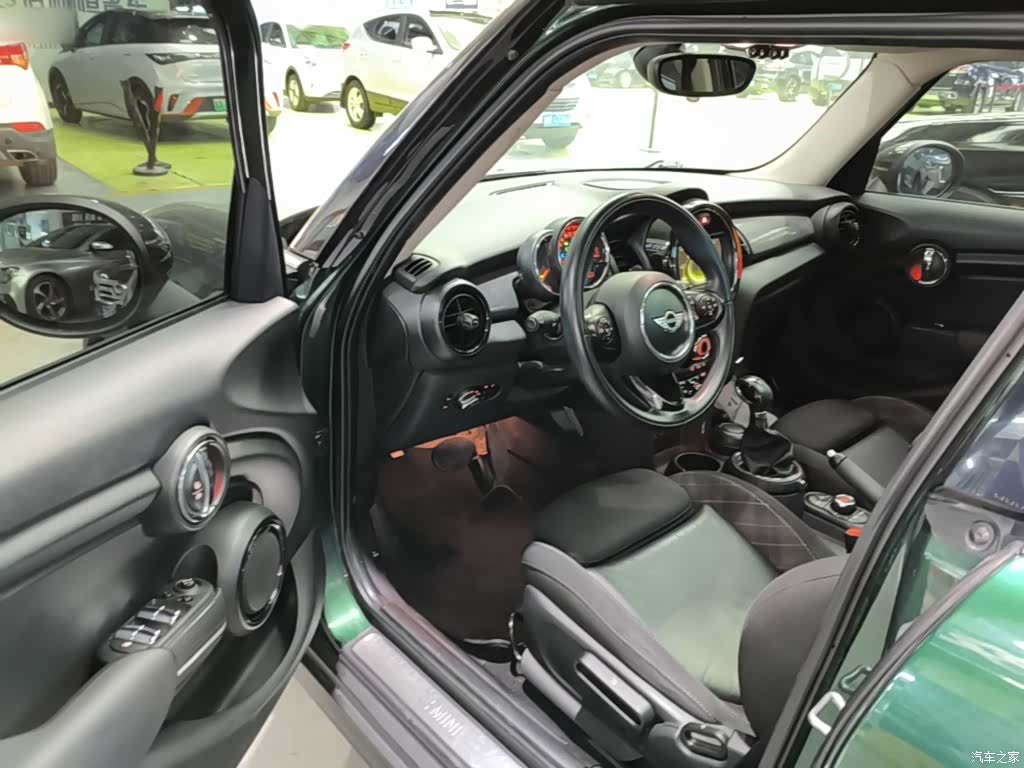 Mini Cooper, 2015 16