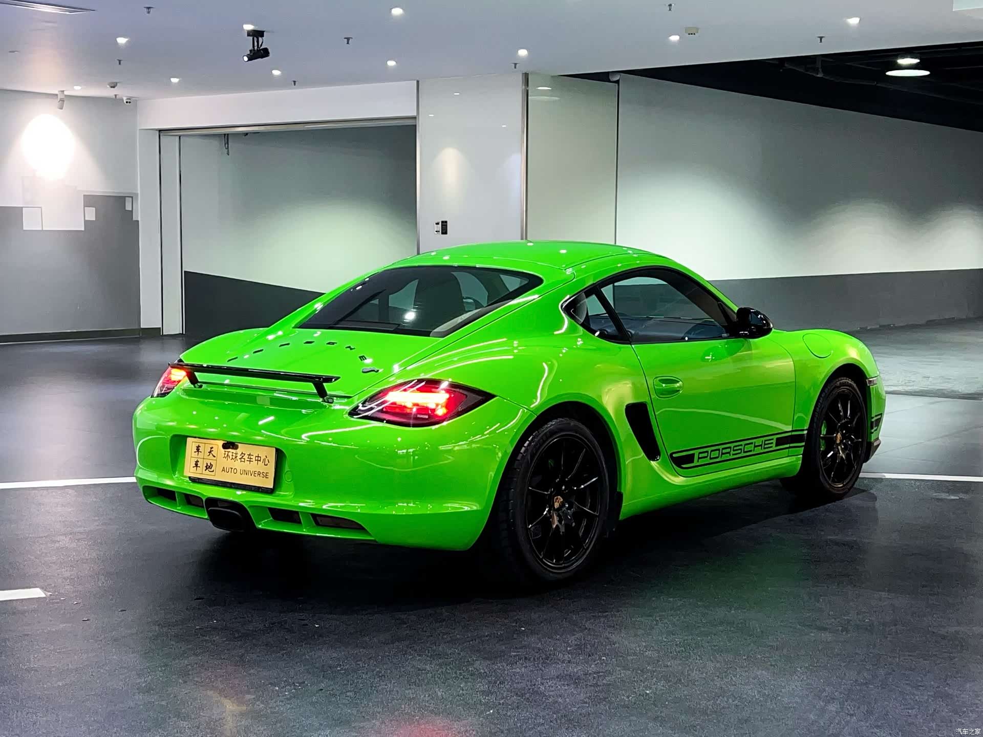 Porsche Cayman, 2010 6