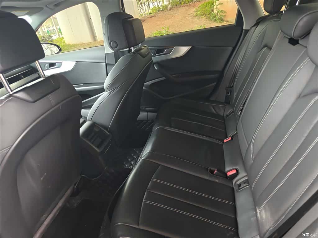 Audi A4L, 2022 17