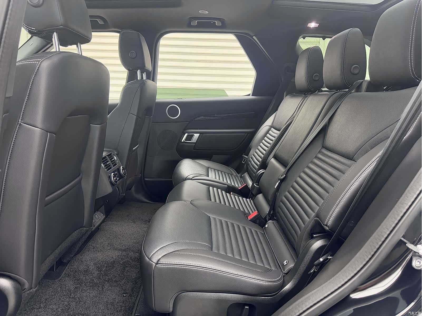 Land Rover Discovery, 2025 7