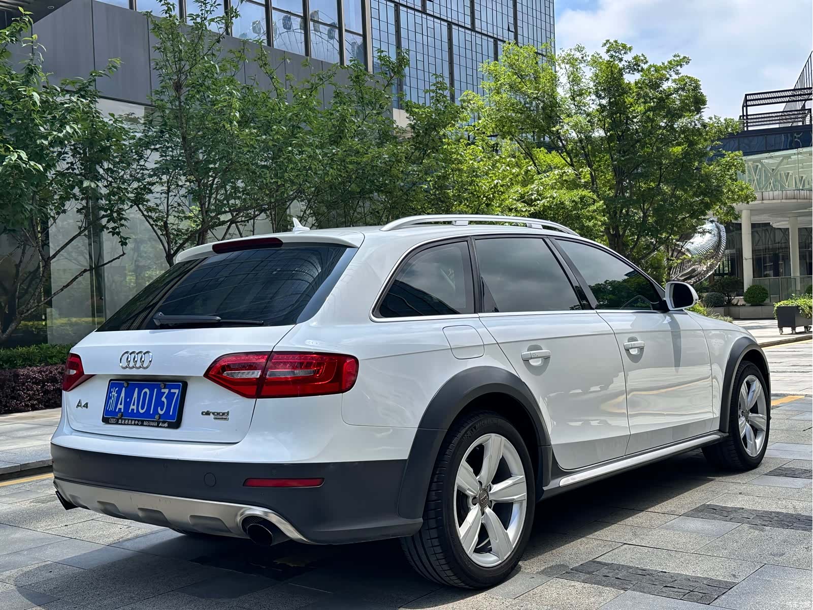 Audi A4, 2014 4