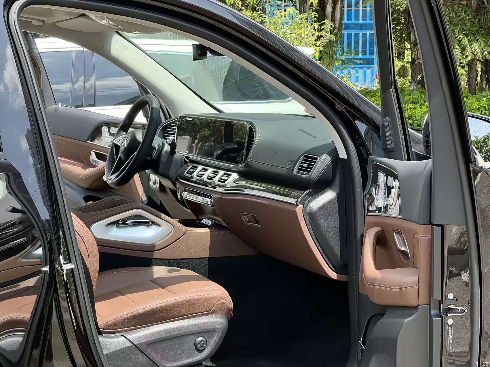 Mercedes-Benz GLE, 2026 12