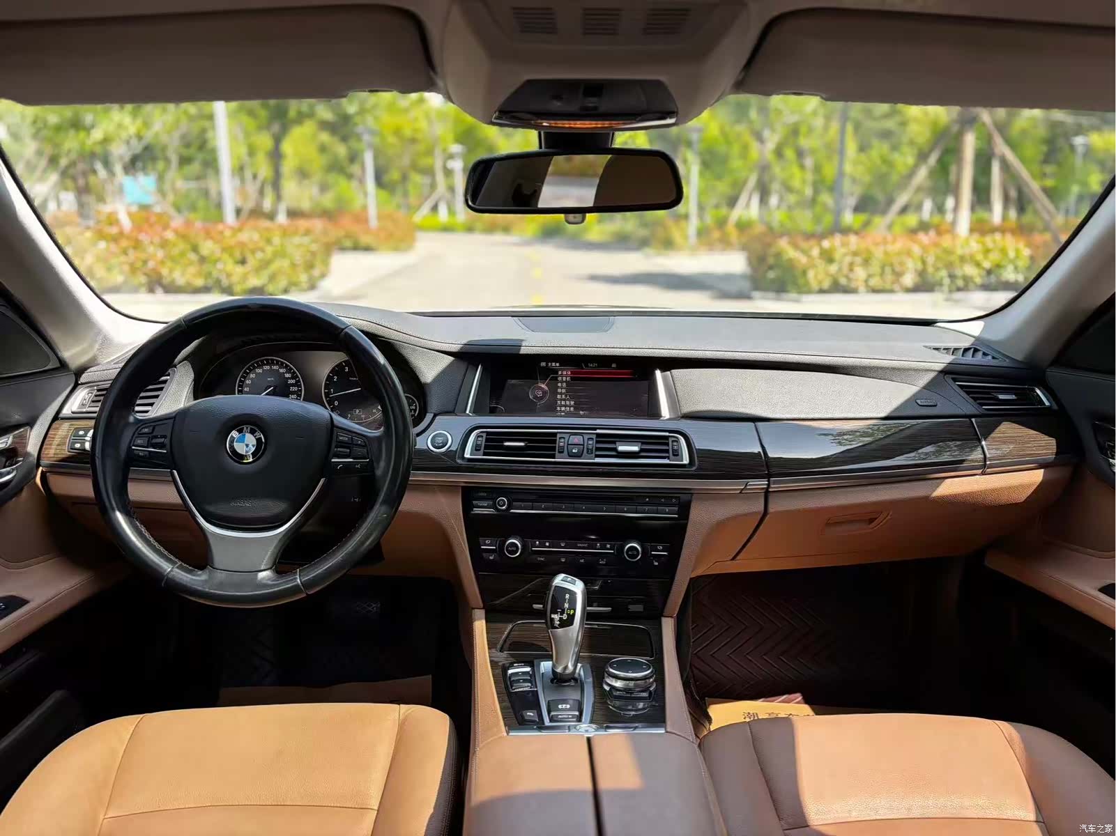 BMW 7 Series, 2015 все фото