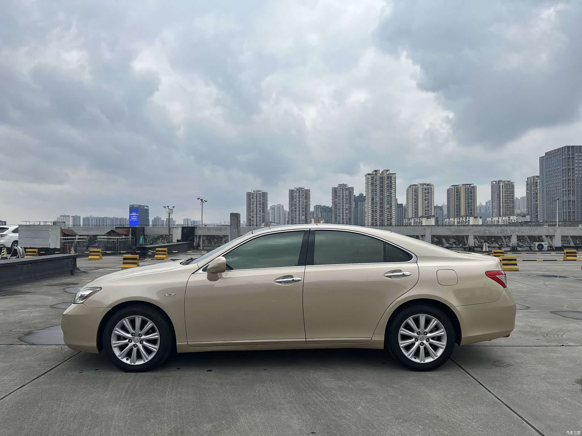 Lexus ES, 2008 8