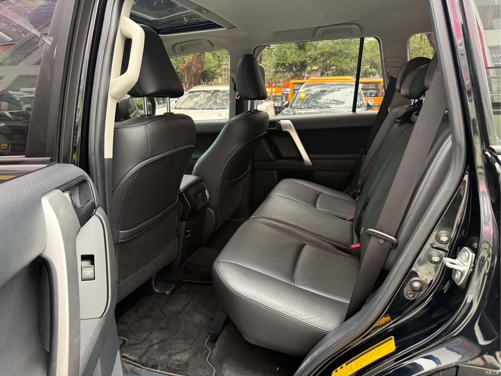 Toyota Prado, 2017 9
