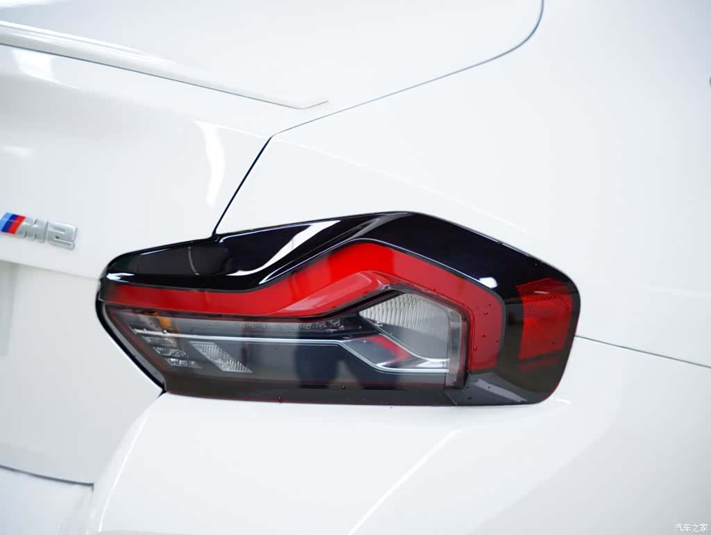 BMW M2, 2024 все фото
