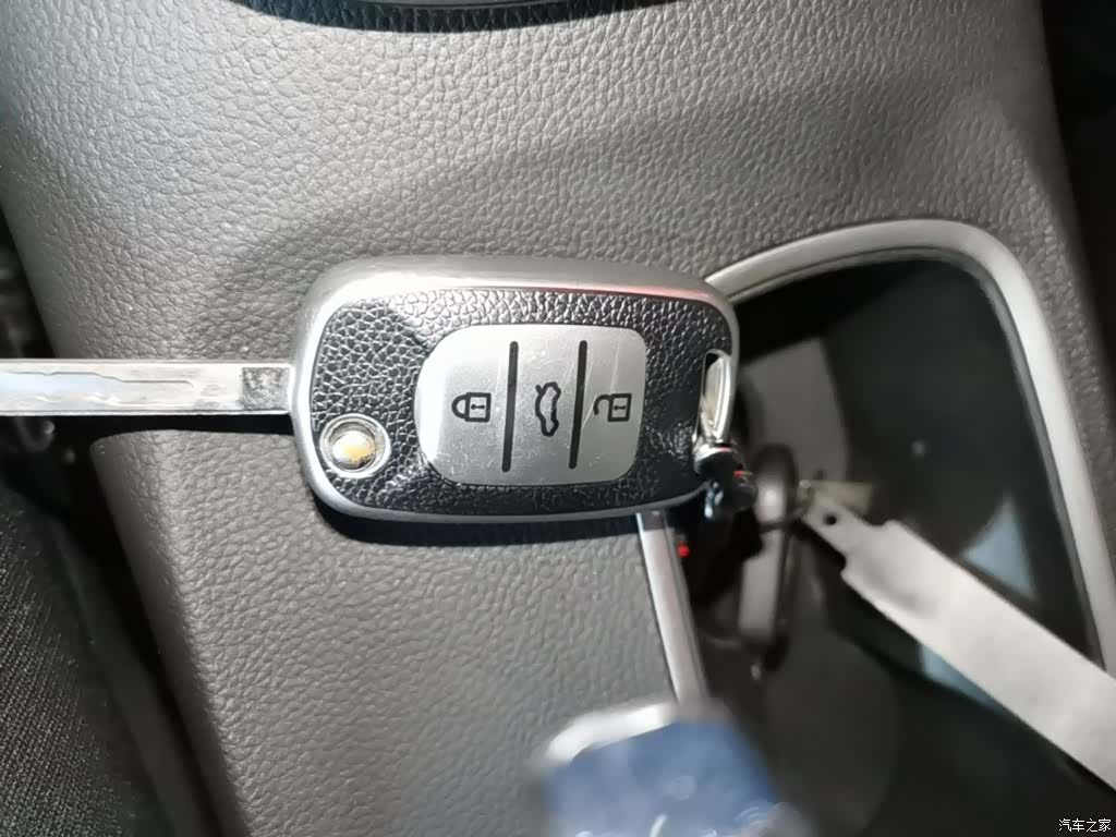 Wuling 510, 2019 9
