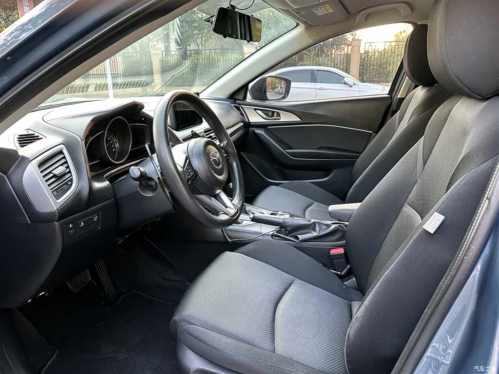 Mazda Mazda3, 2019 7