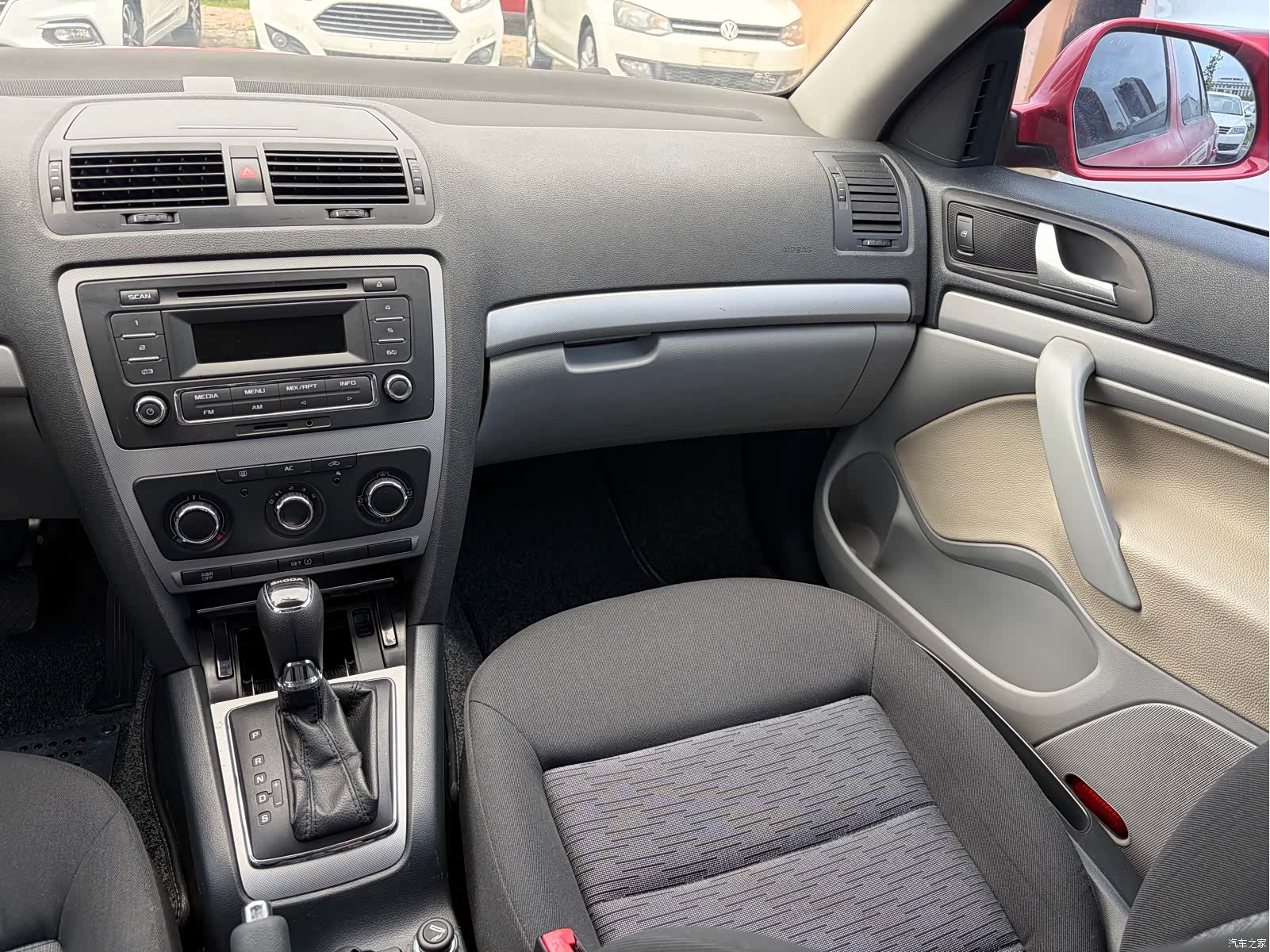 Skoda Octavia, 2014 11