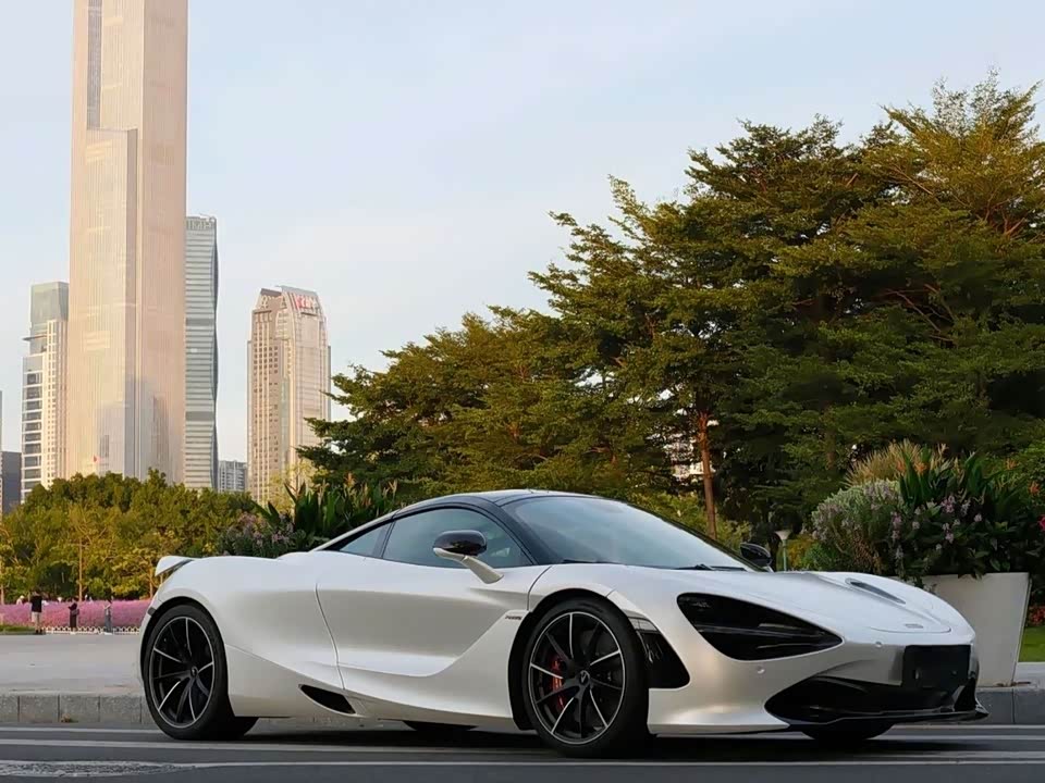 McLaren 720S