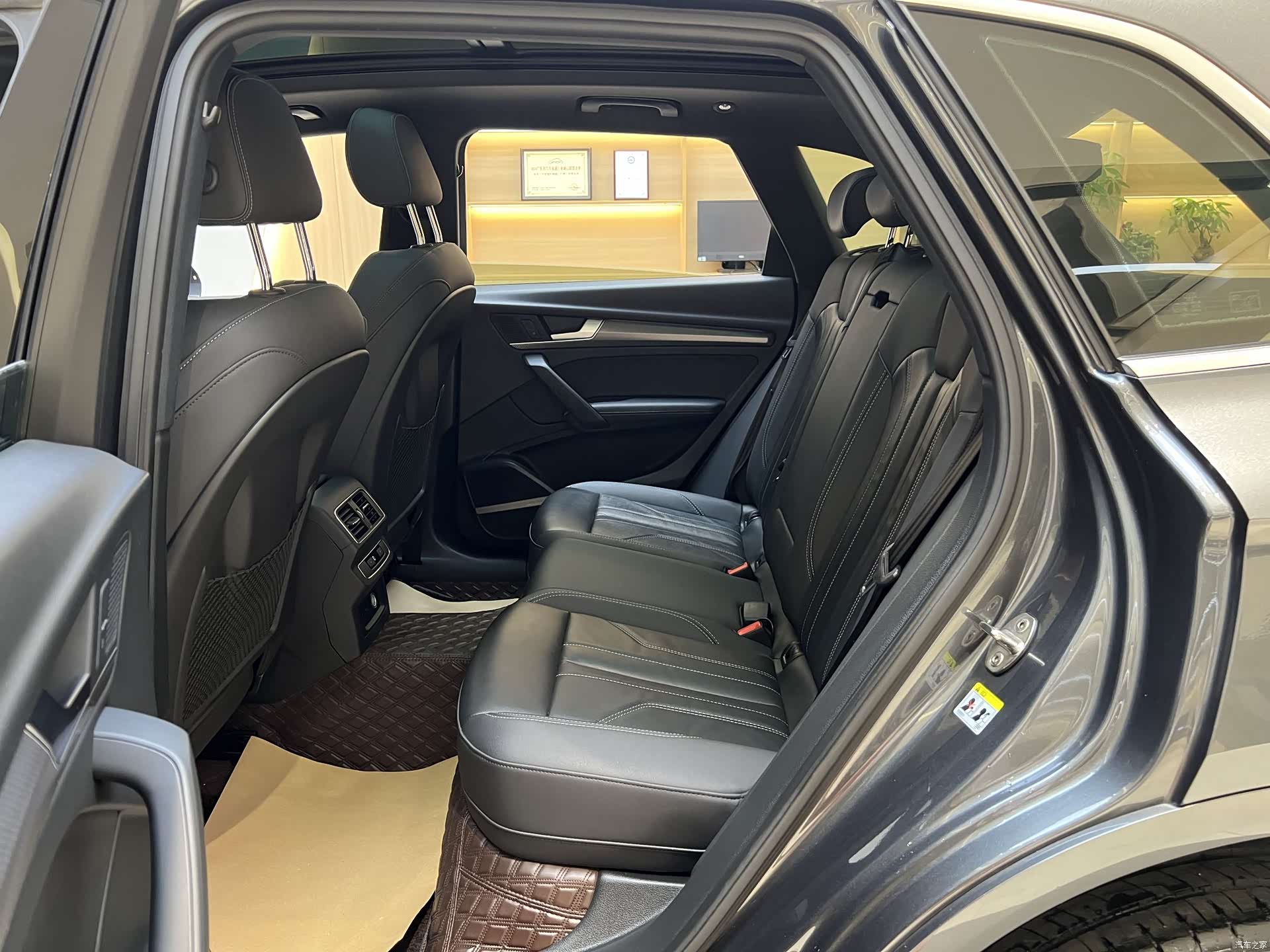 Audi Q5L, 2022 8