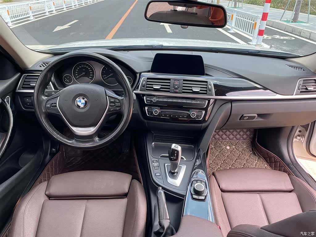 BMW 3 Series, 2018 7