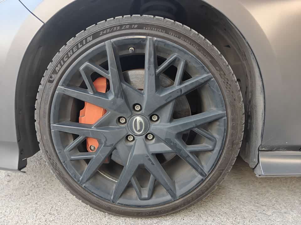 Trumpchi Shadow Leopard