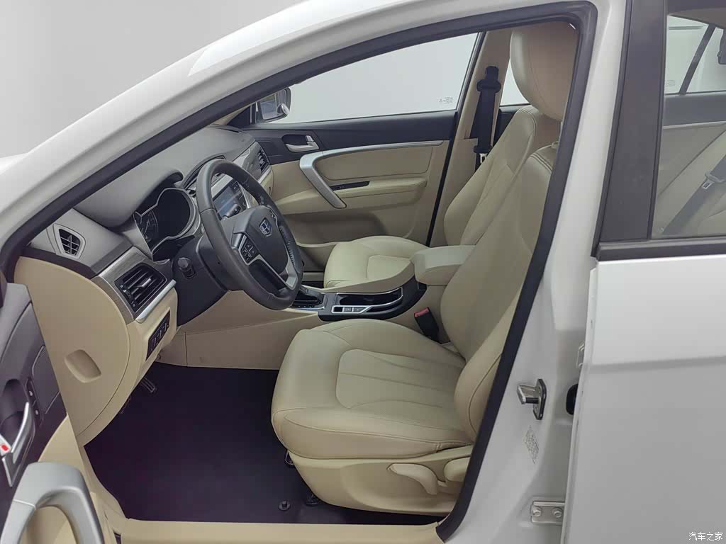 Geely Emgrand, 2017 10