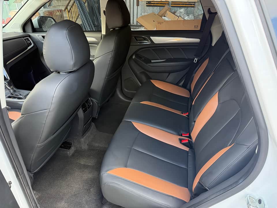 Roewe RX5