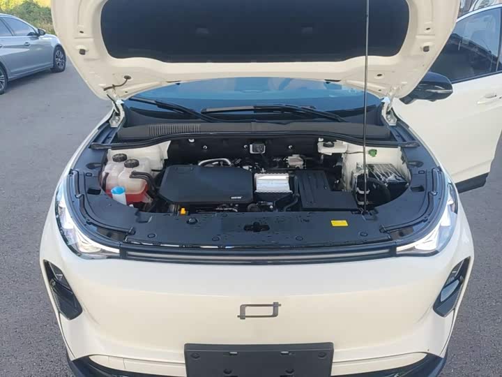 Bestune yue yi 07 2025 210km you xiang ban