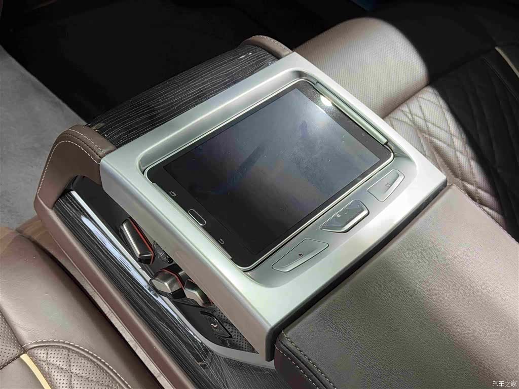 BMW 7 Series, 2019 18