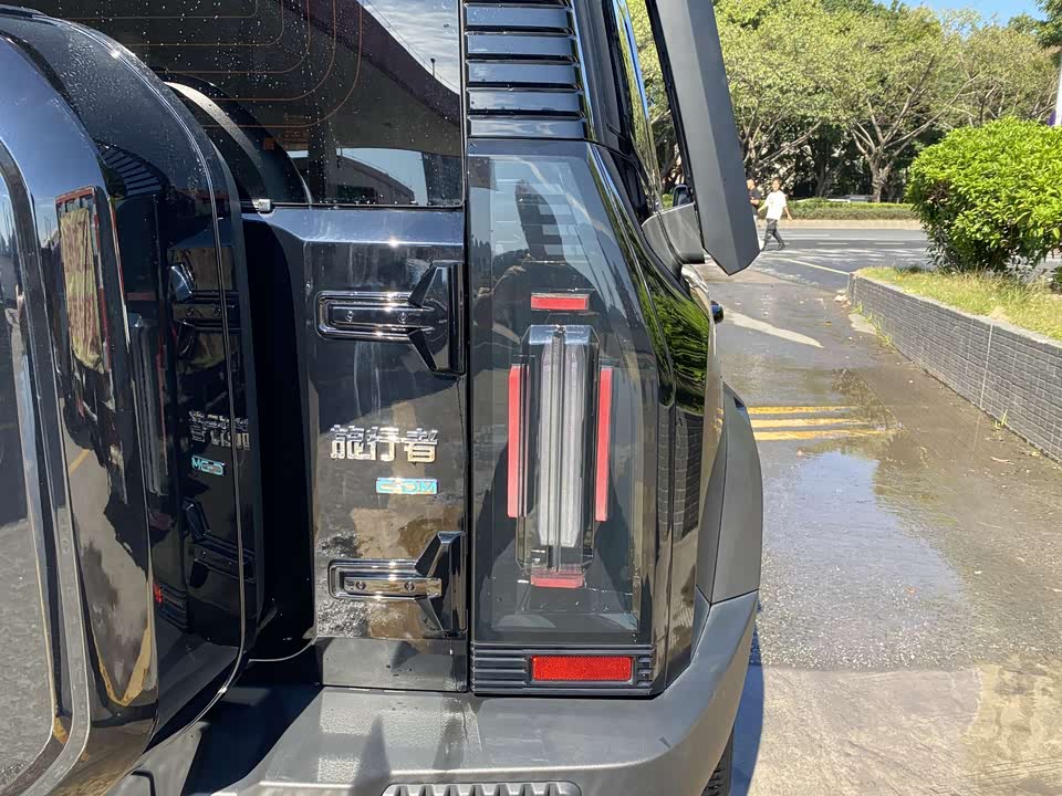 Jetour Jet Traveler C-DM