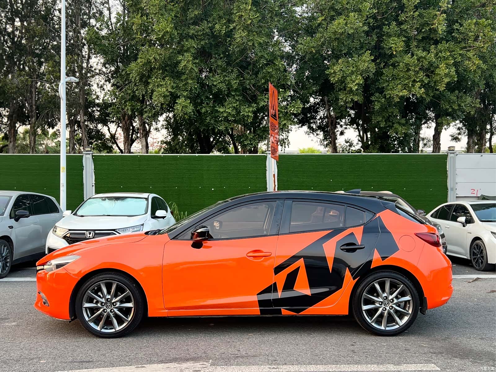 Mazda Mazda3, 2017 12