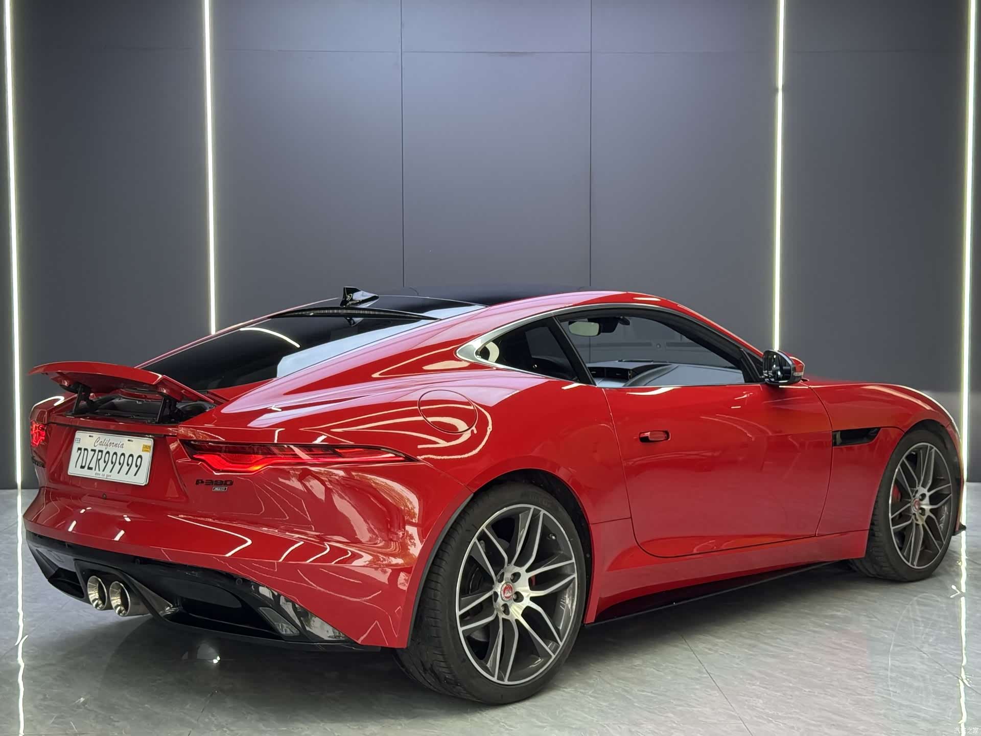 Jaguar F-TYPE, 2020 9