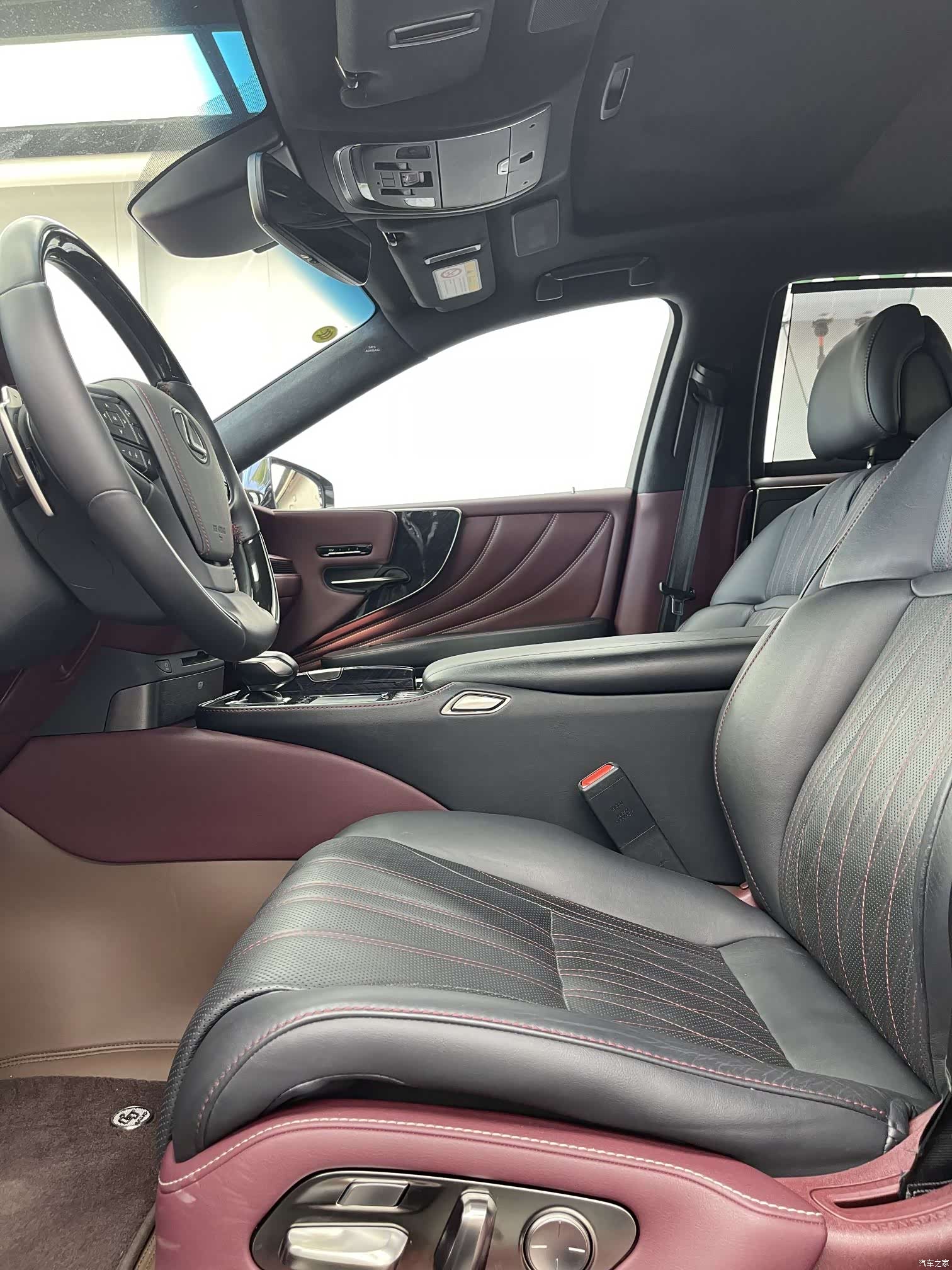 Lexus LS, 2018 4