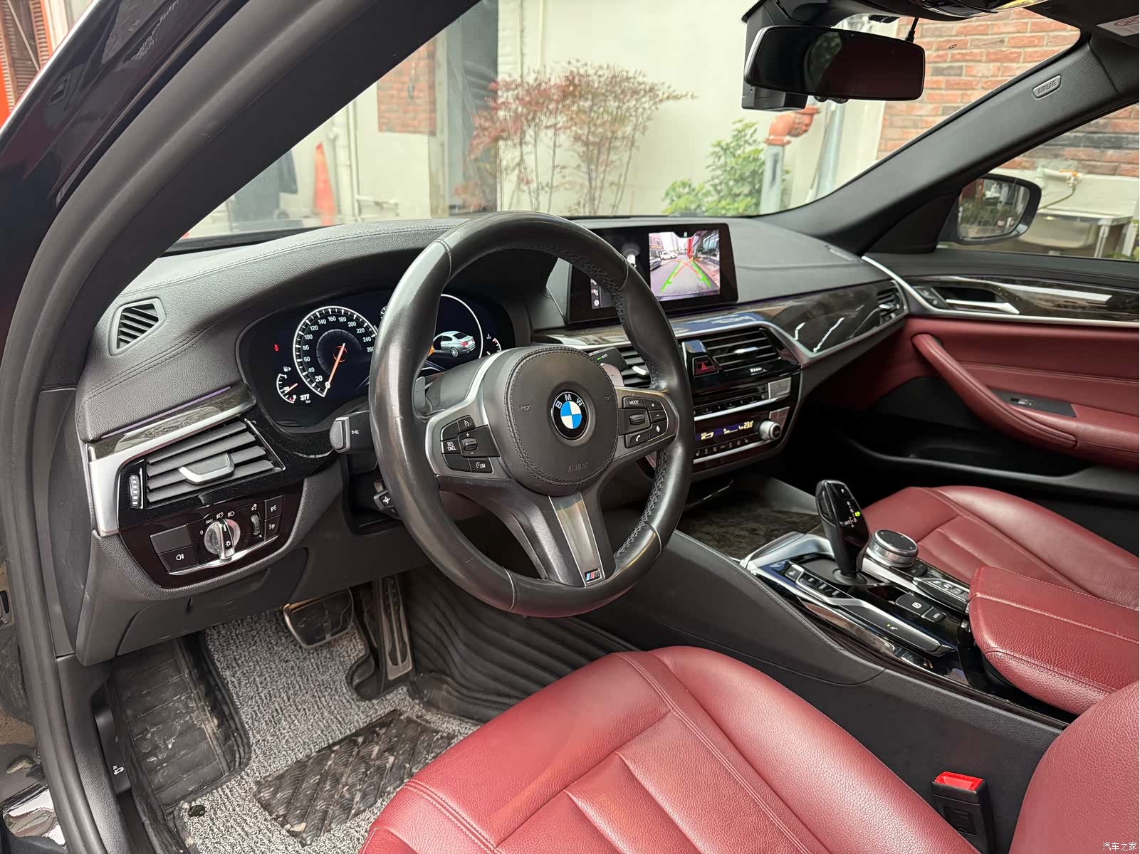 BMW 5 Series, 2019 4