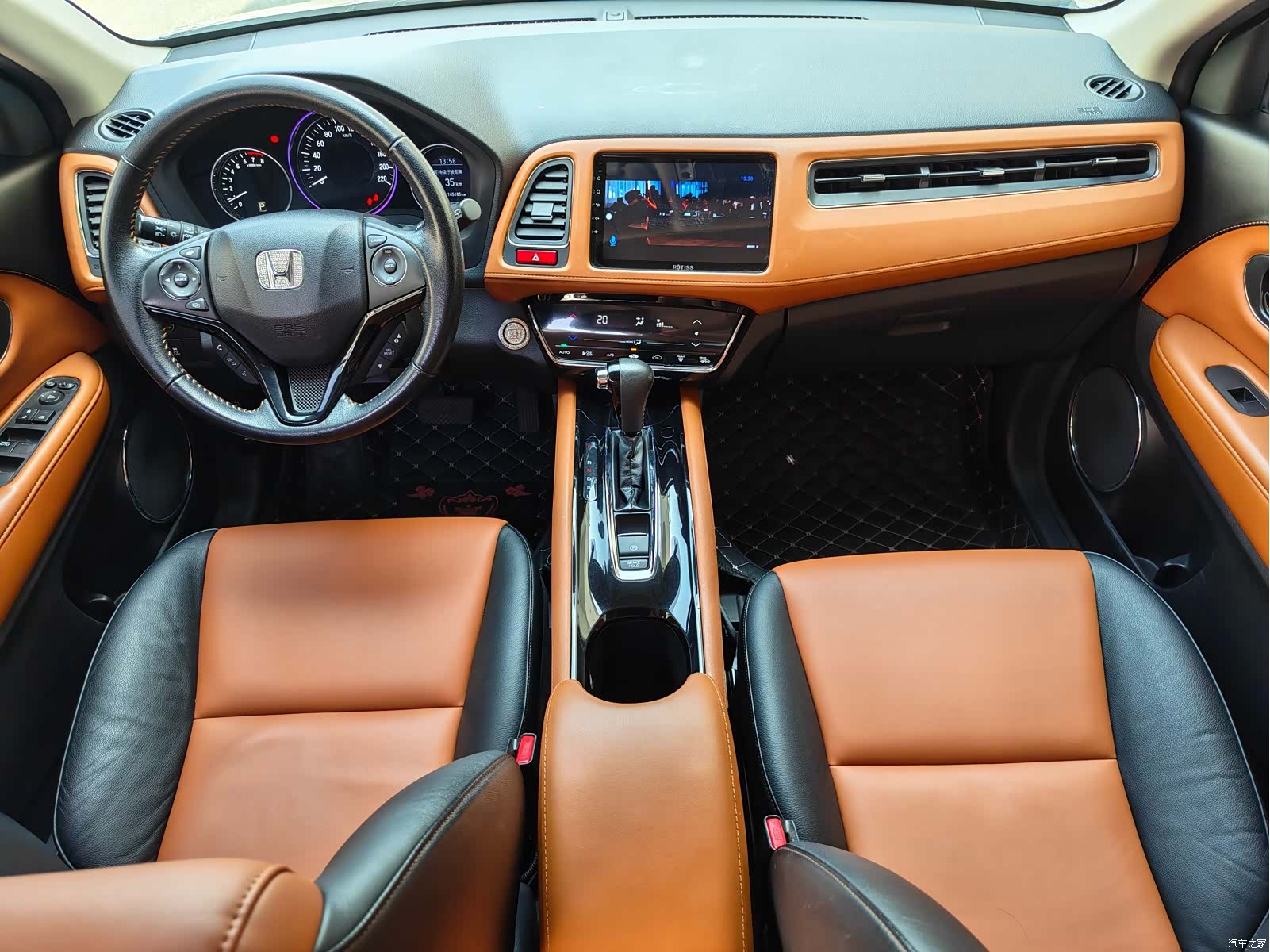 Honda Vezel, 2015 12