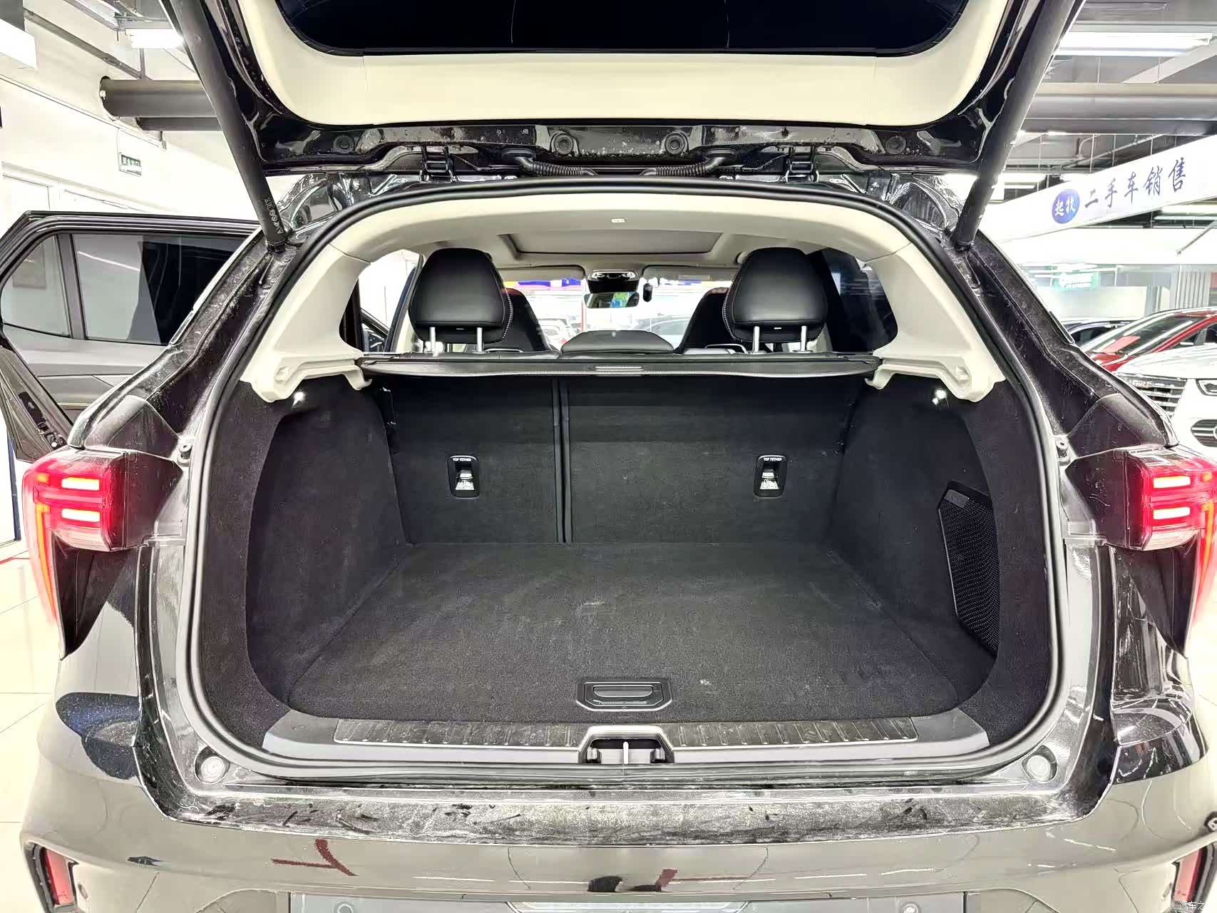 Lynk & Co 01, 2024 12