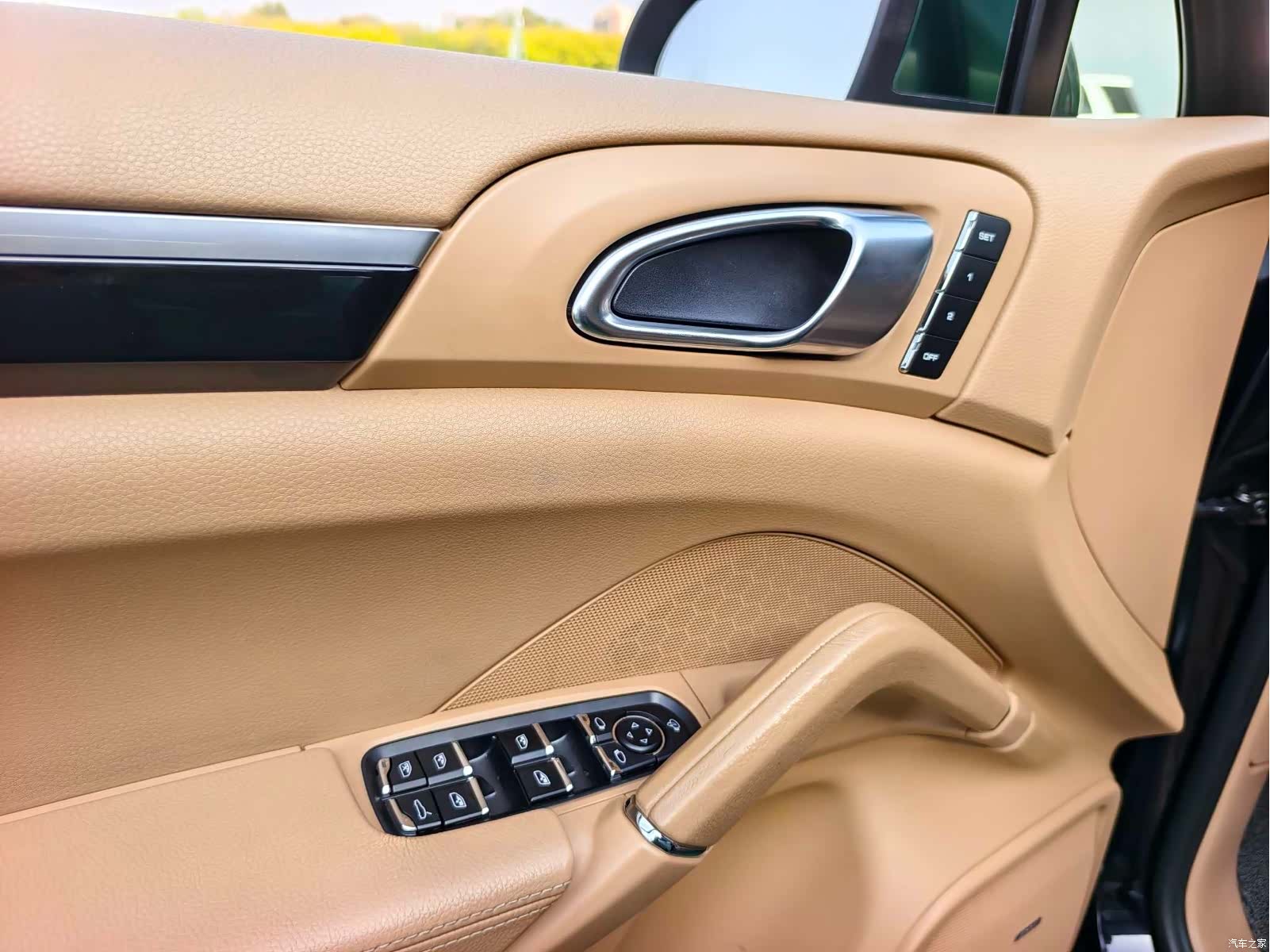 Porsche Cayenne, 2011 6