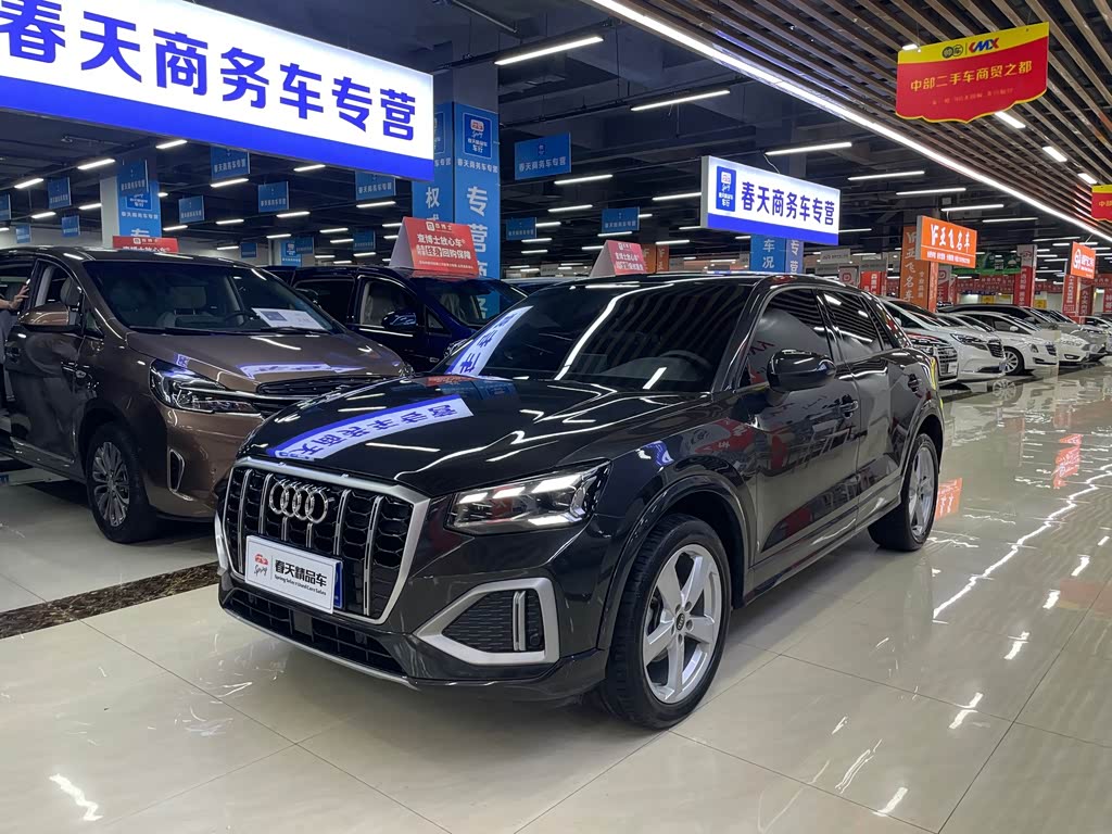 Audi Q2L