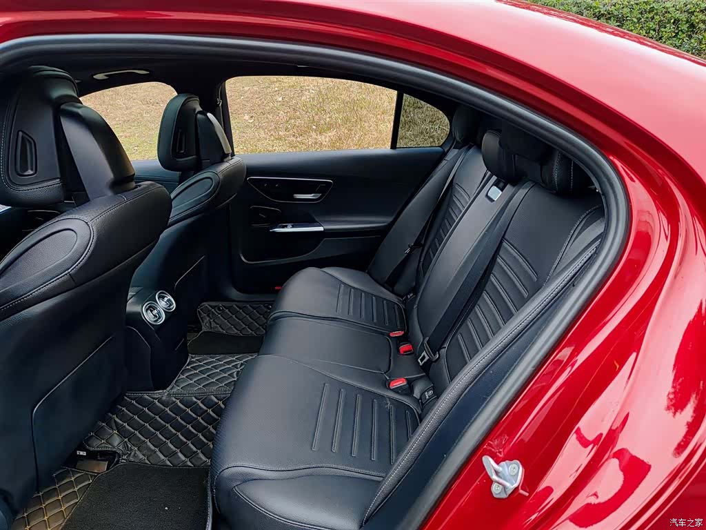 Mercedes-Benz C-Class, 2022 8