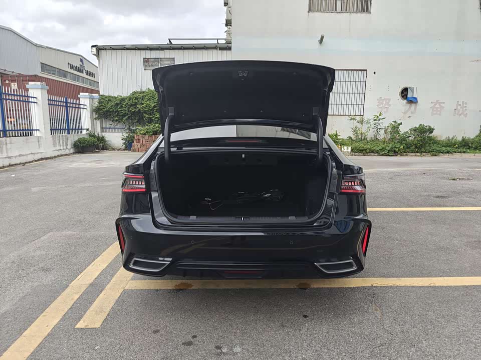 Chery Arrizo 8