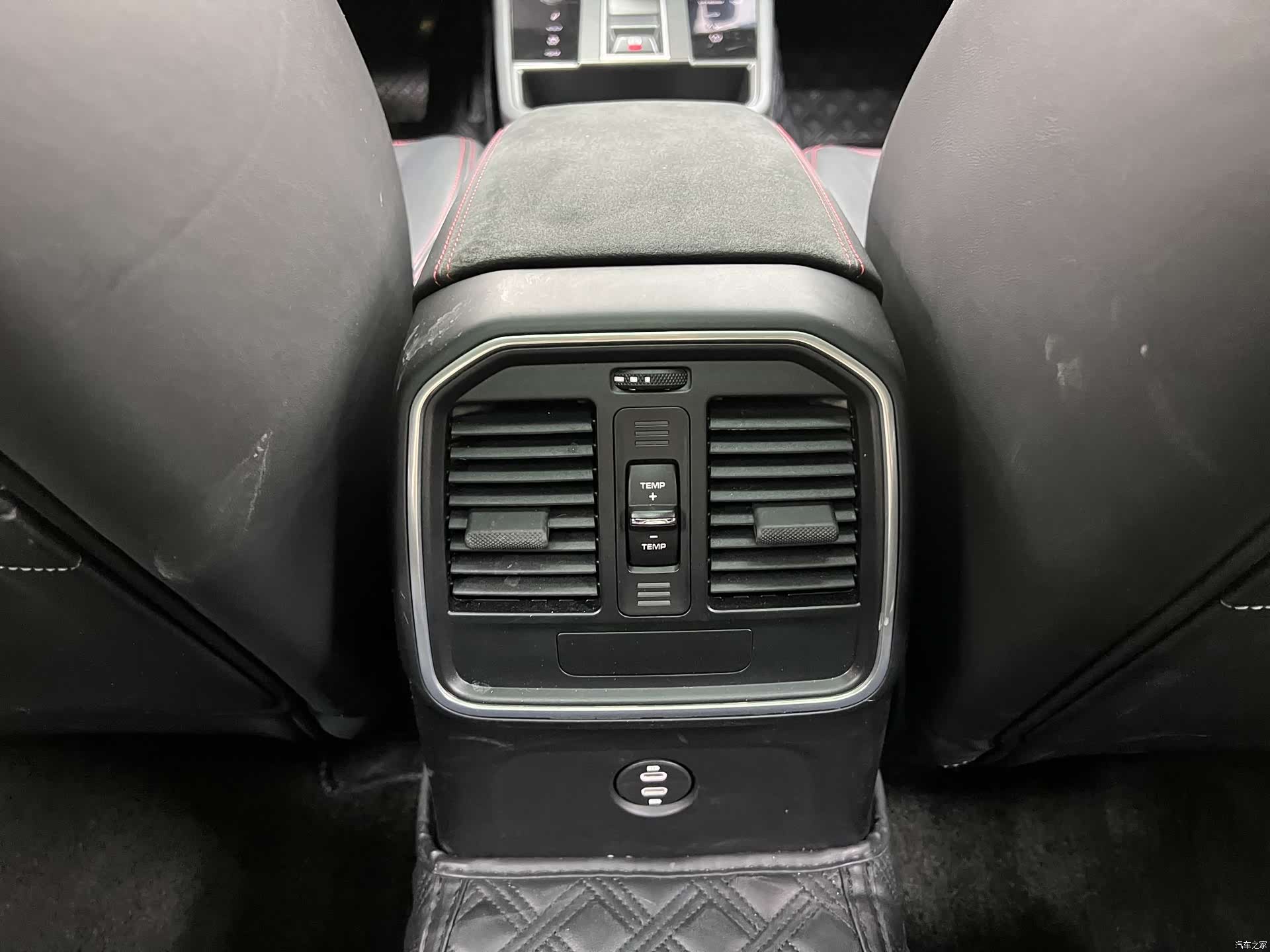 Porsche Macan, 2024 20