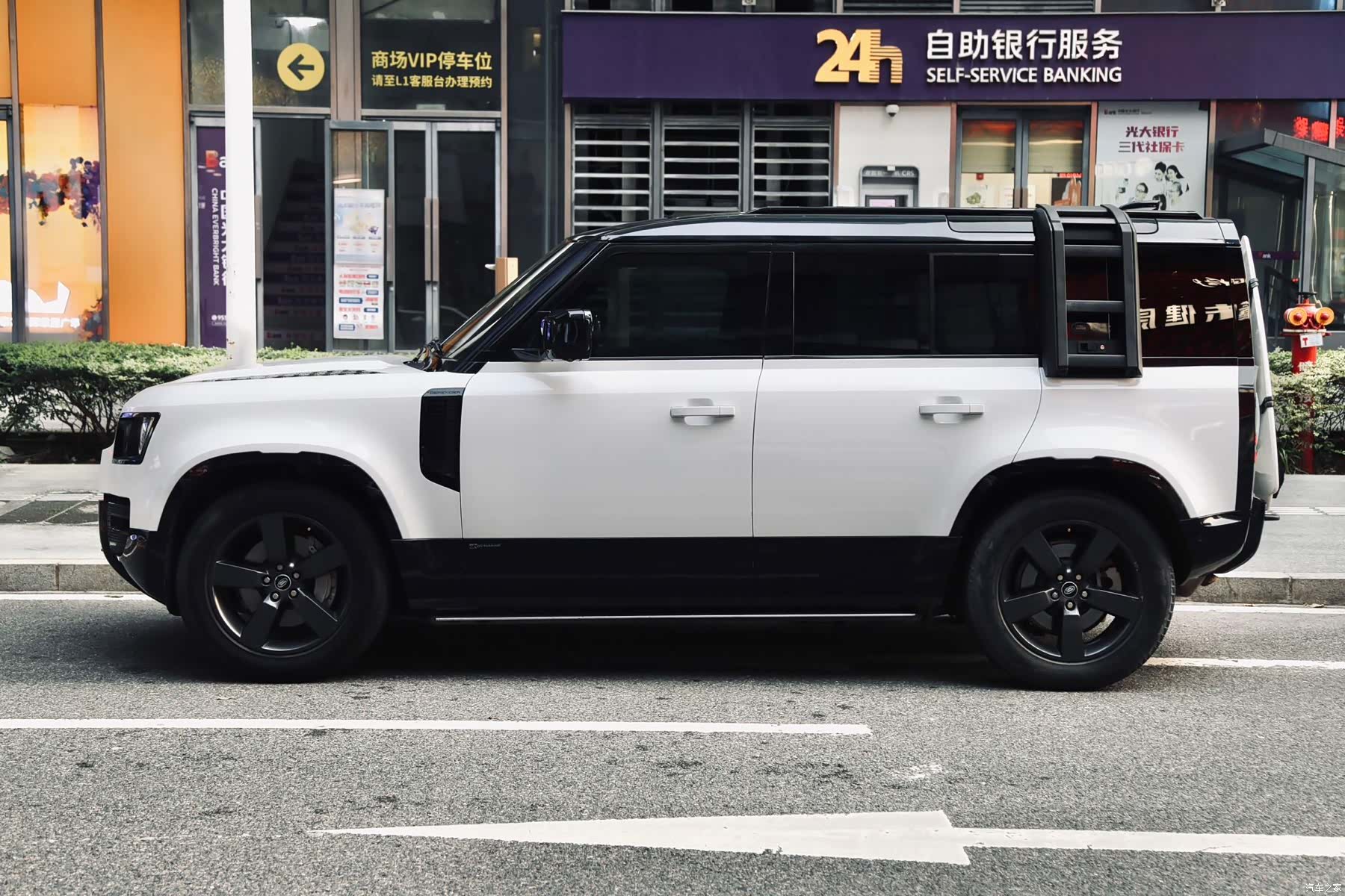 Land Rover Defender, 2021 2