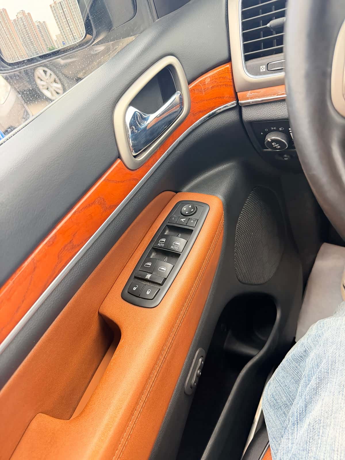 Jeep Grand Cherokee, 2012 26