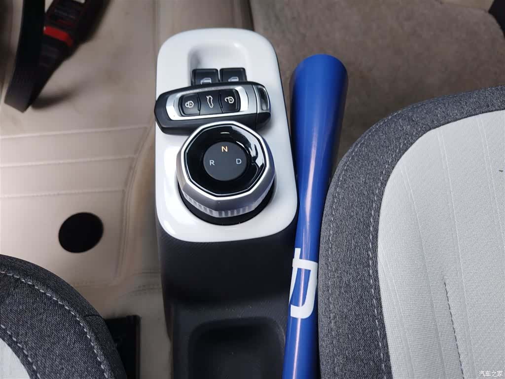 Geely Panda, 2025 14