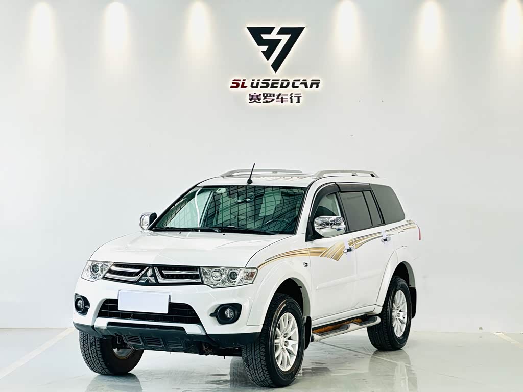 Mitsubishi ·