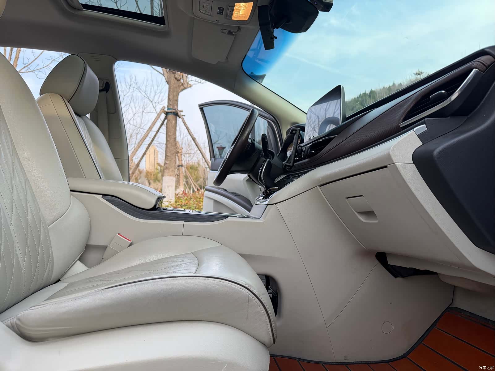 Buick GL8, 2021 10