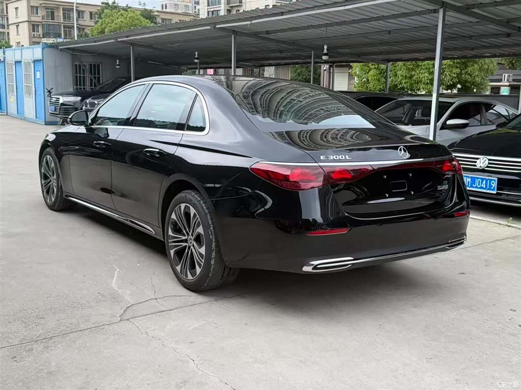 Mercedes-Benz E-Class, 2026 7