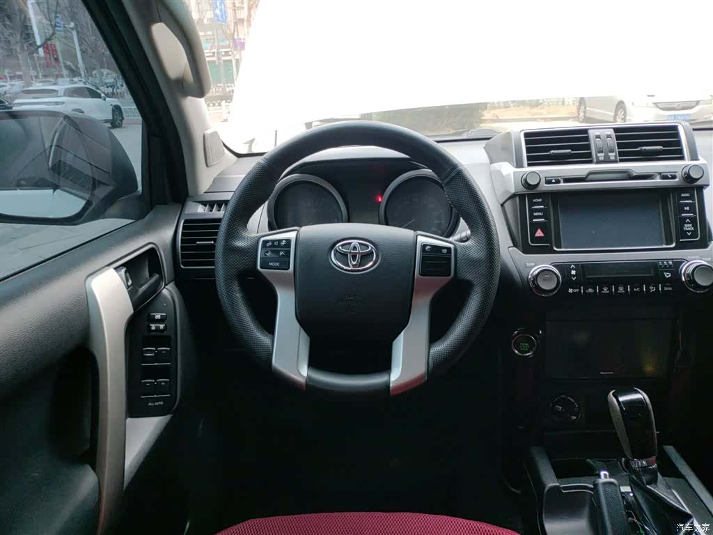 Toyota Prado, 2015 7
