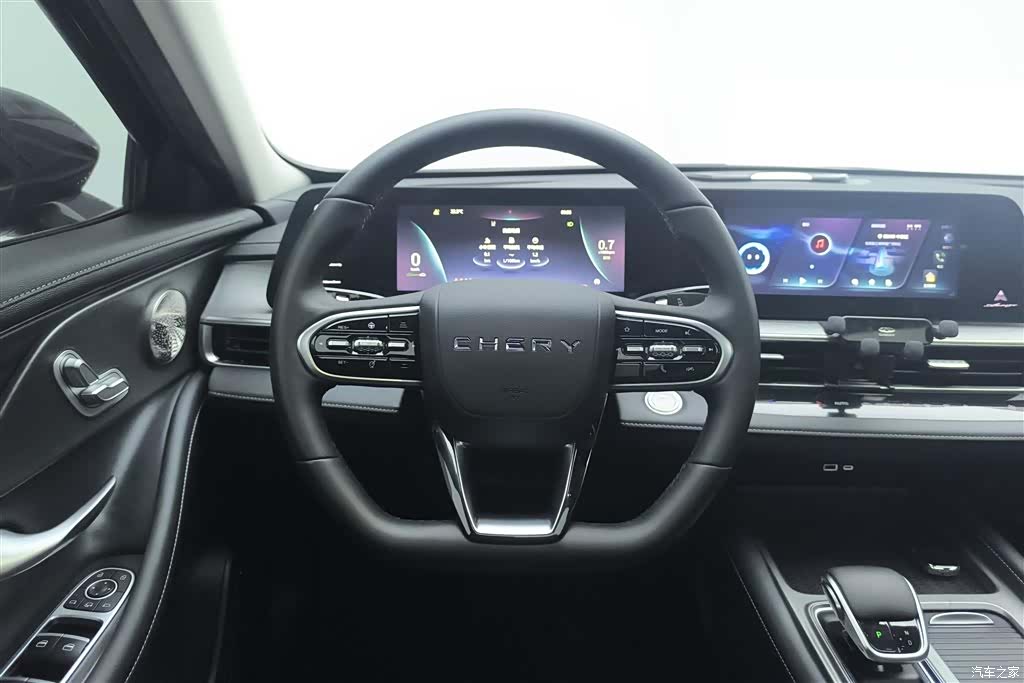 Chery Arrizo 8, 2023 15