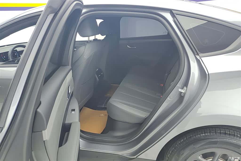 BYD Qin, 2025 11