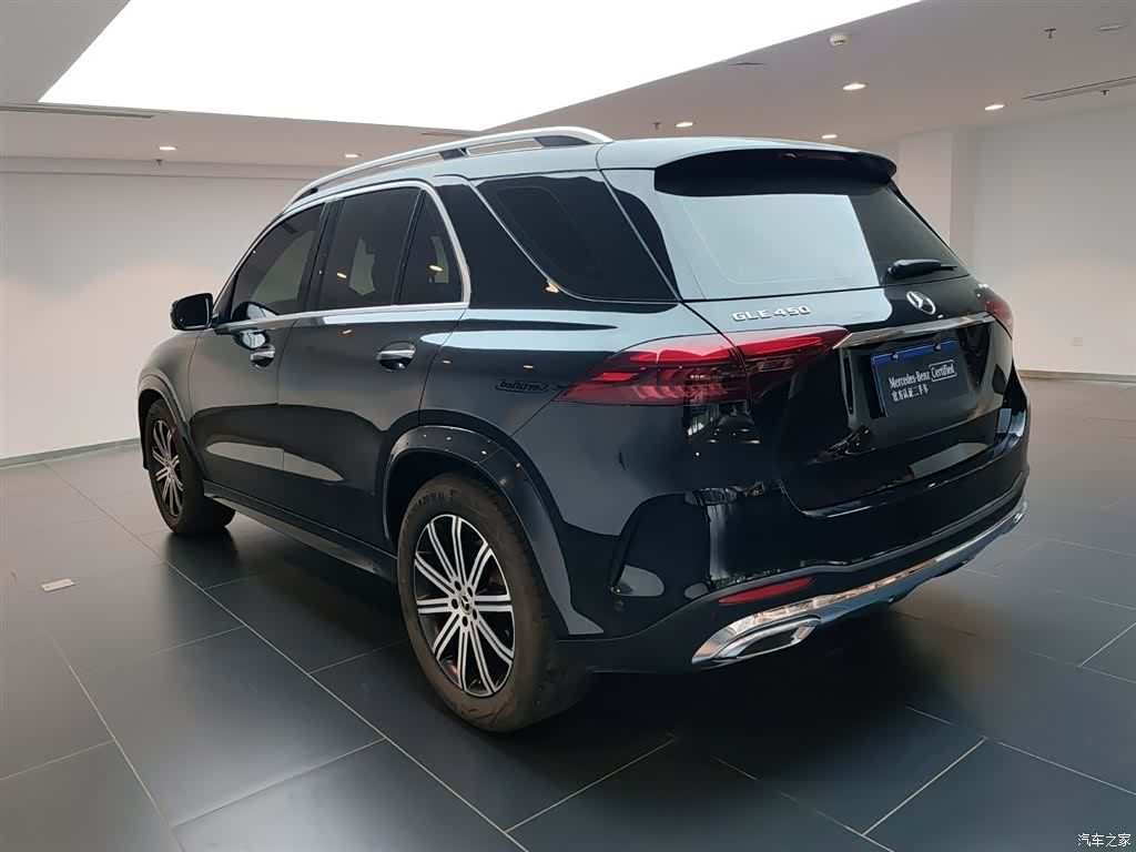 Mercedes-Benz GLE, 2025 6