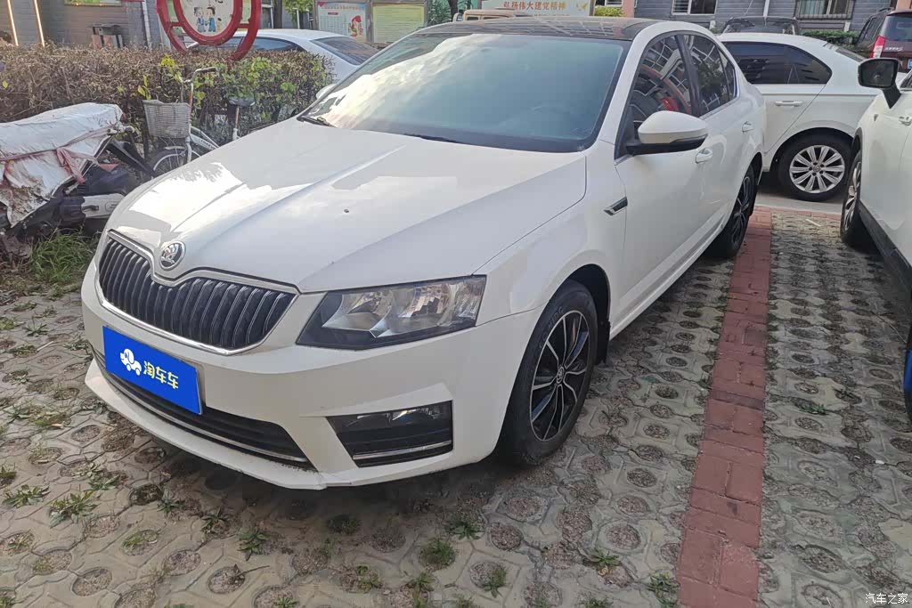 Skoda Octavia, 2017 1