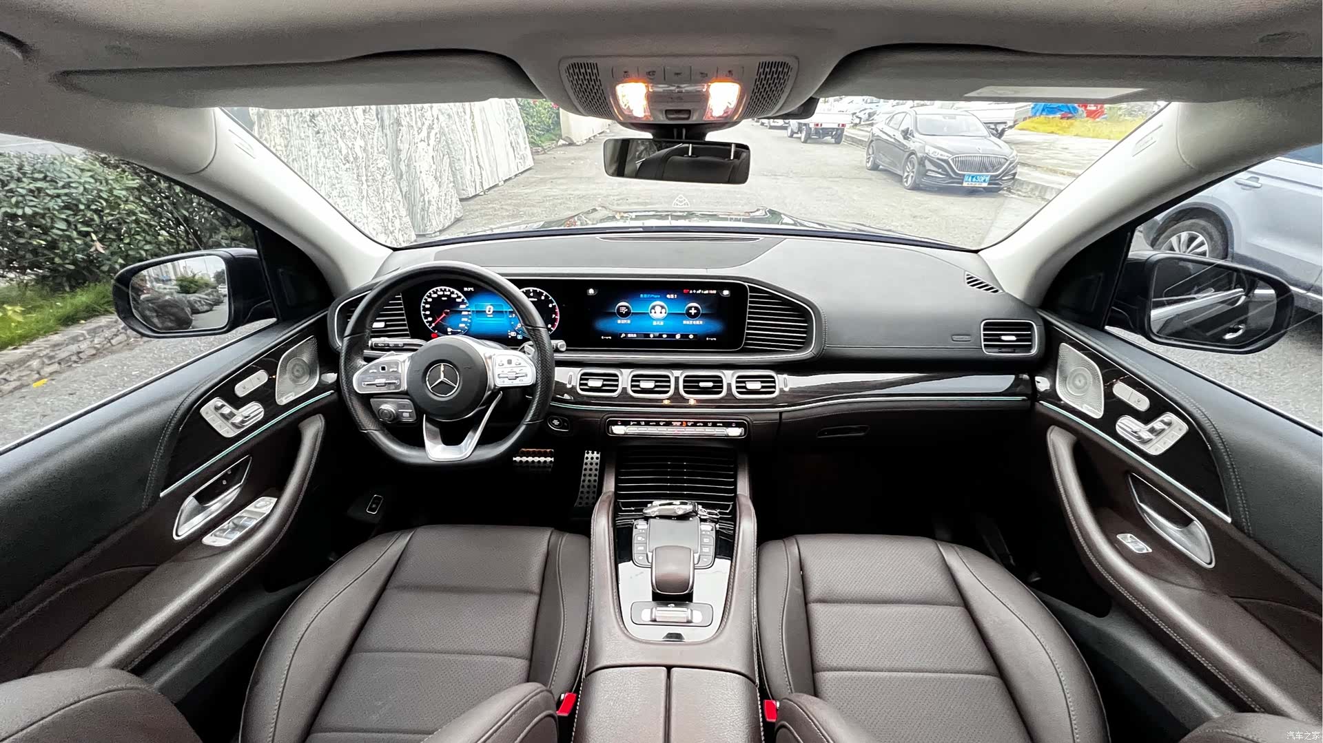 Mercedes-Benz GLS, 2023 8