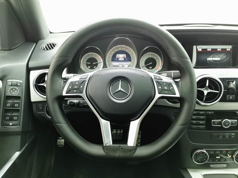 Mercedes-Benz GLK class