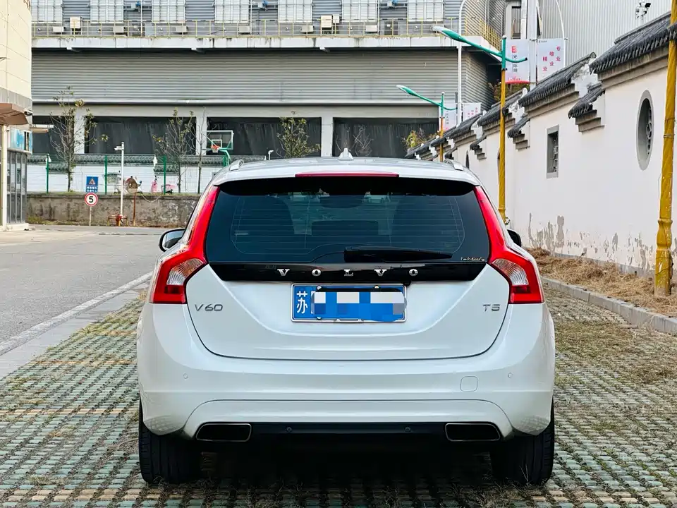 Volvo V60